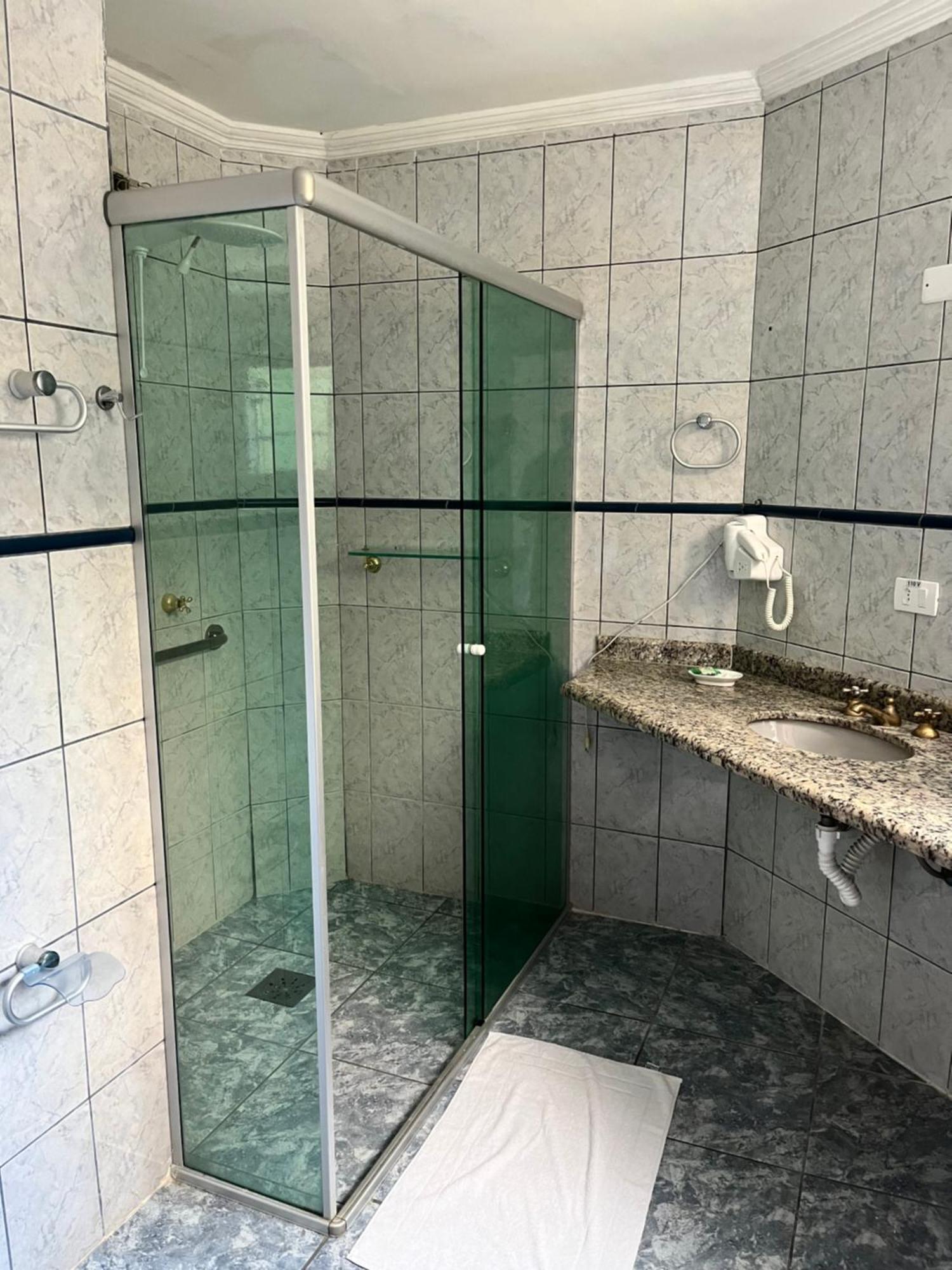 Pousada Elegance Beira Mar Itanhaém Екстериор снимка